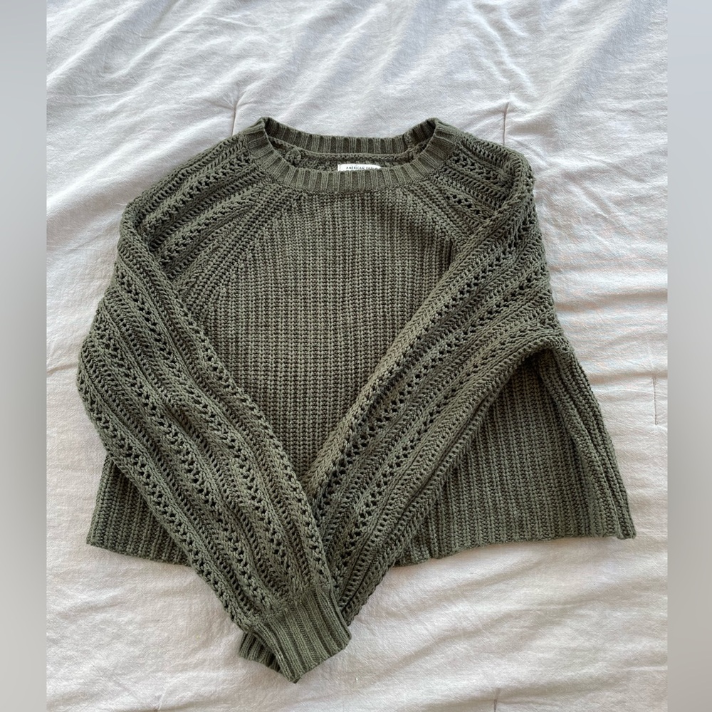 Boxy cropped loose knit sweater